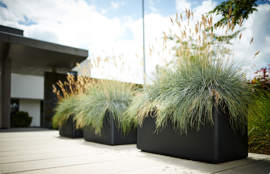 bijlage Altijd cascade Plantenbakken voor buiten | Grote design bloembakken voor terras