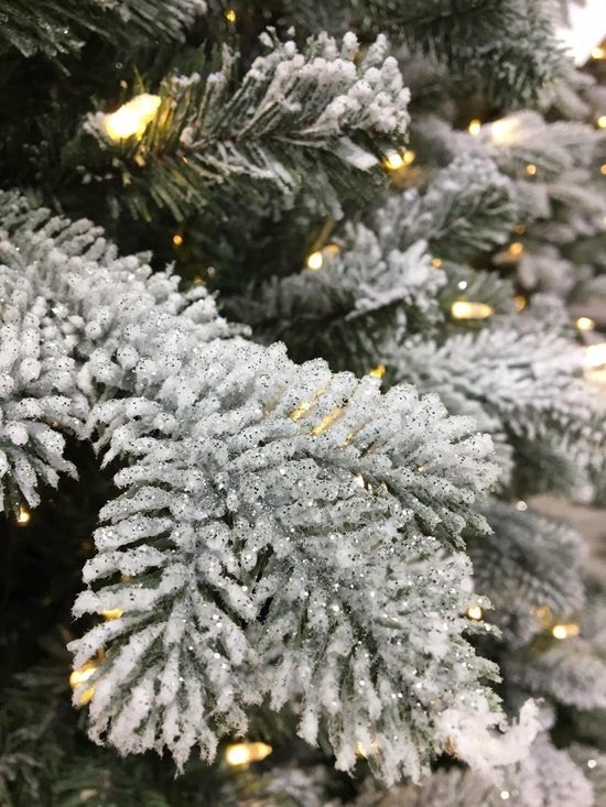 Versierde kunstkerstboom Allin S 150 cm