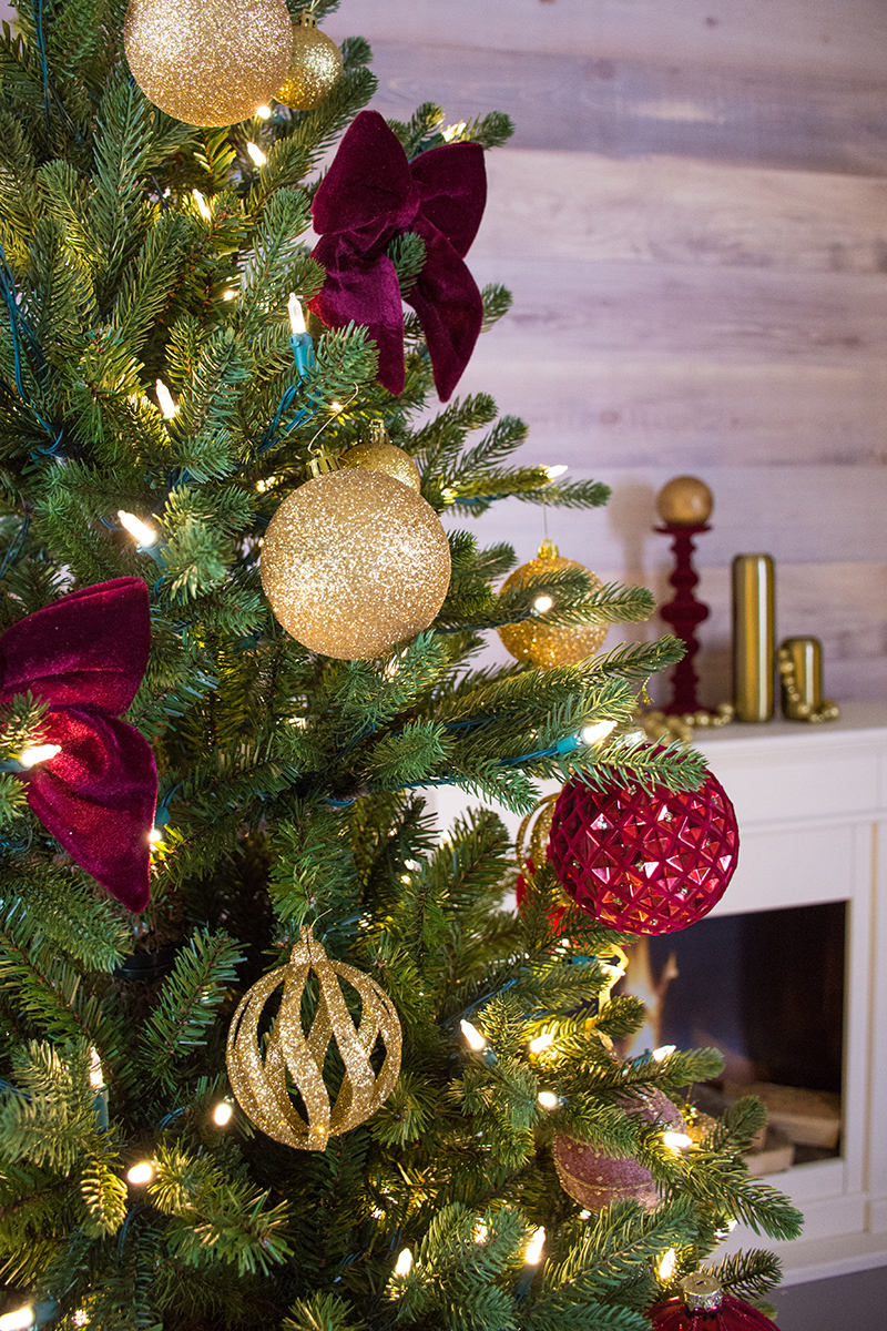 Mooie grote kunstkerstboom Greenwood L 243cm 🎄mét houten kruis