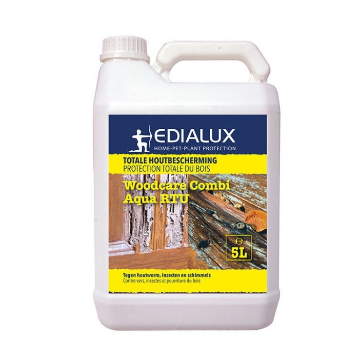 Witte plastic fles van 5 liter Woodcare Combi Aqua RTU voor het bestrijden van insecten en schimmels in hout.