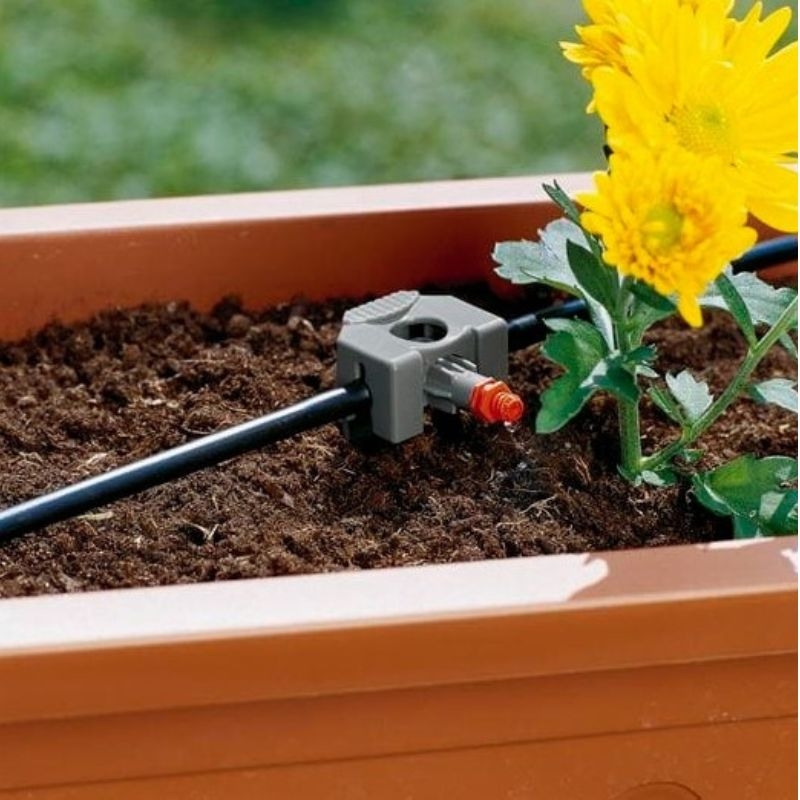 GARDENA Buishouder 13mm (3 stuks): Bevestig leidingen van het Micro-Drip-System in de grond en bevestig een sproeier aan de aanvoerbuis