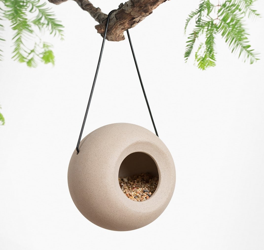 Vogelvoer vetpellets met insecten