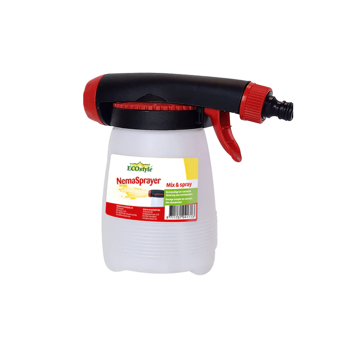 ECOstyle NemaSprayer: Handige sproeier voor het eenvoudig en gelijkmatig verdelen van nuttige nematoden in uw tuin.
